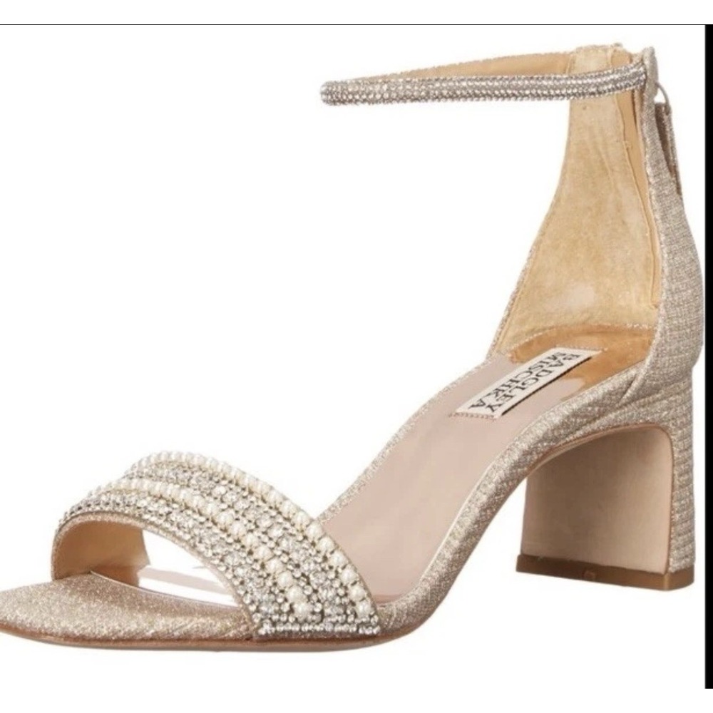 Badgley Mischka Women's Kameryn Gold‎ Ankle Strap Heels Size 6.1/2